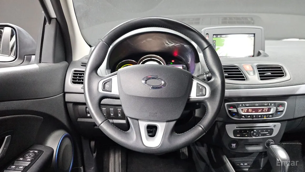 Renault SM3