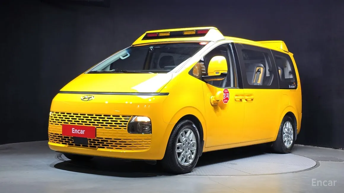 Hyundai Staria