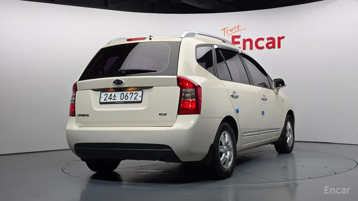 Kia Carens