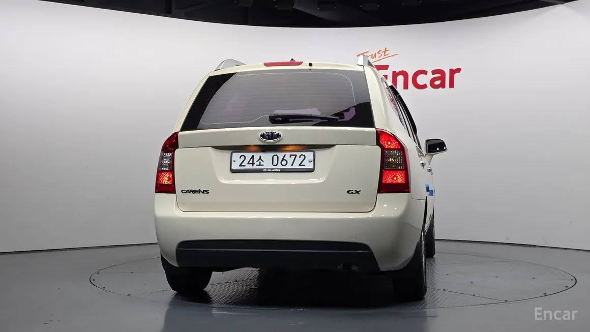 Kia Carens