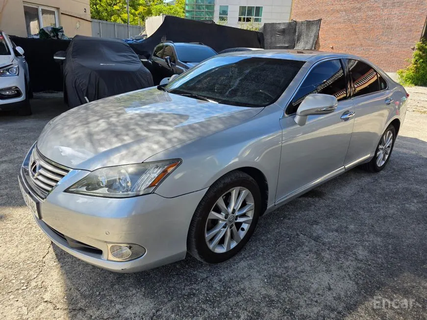 Lexus ES