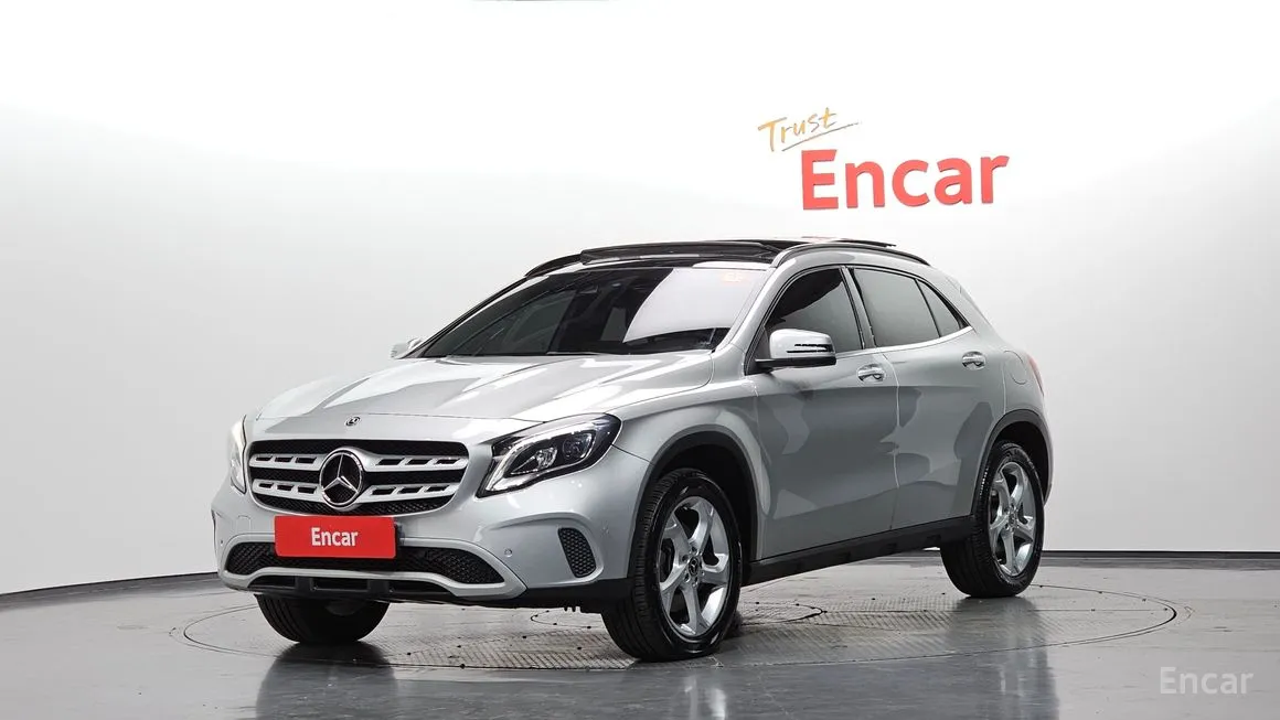 Mercedes-Benz GLA-Class
