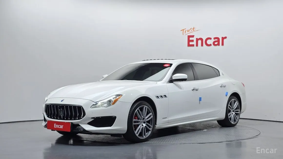 Maserati Quattroporte