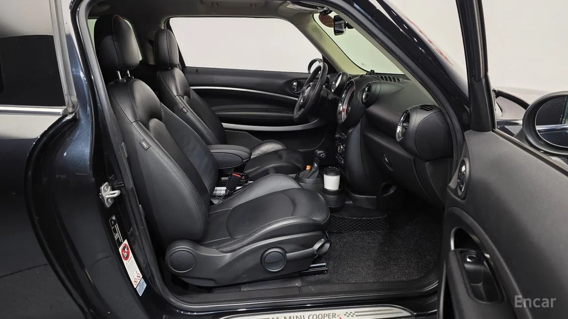 Mini Paceman