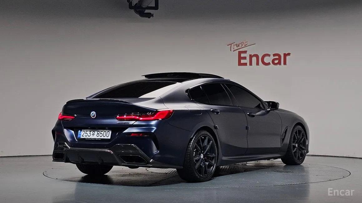 BMW 8-Series