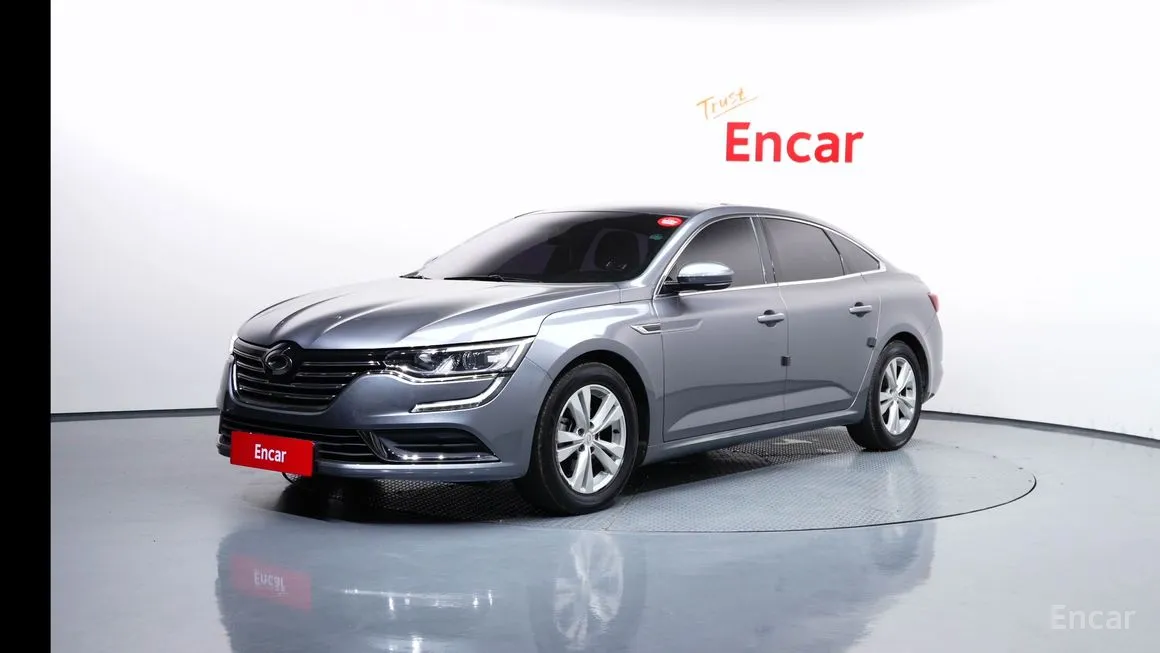 Renault SM6
