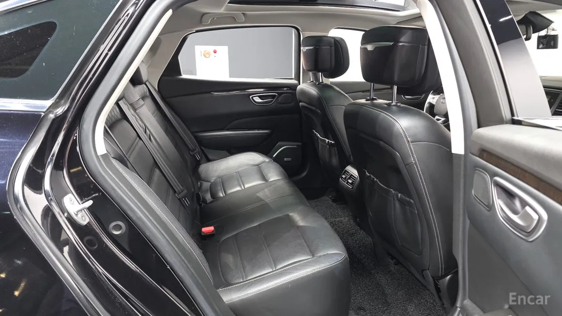 Renault SM6