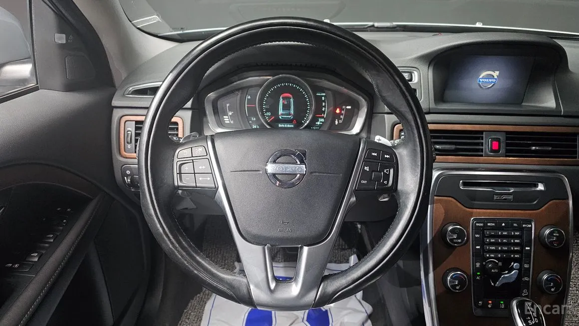 Volvo XC70