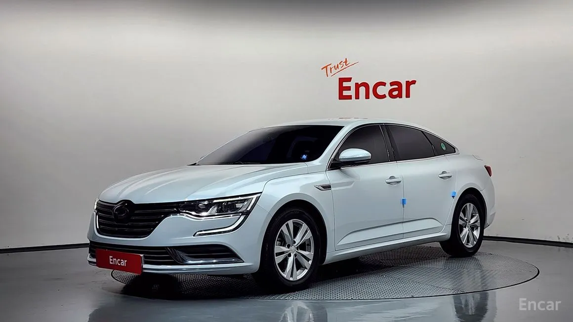 Renault SM6