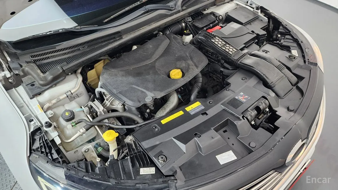 Renault SM6