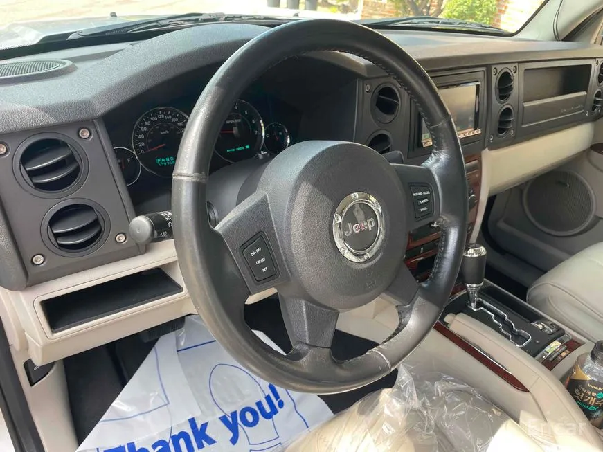 Jeep Commander