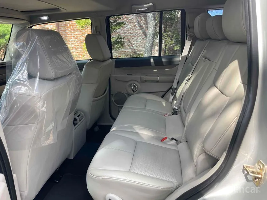 Jeep Commander