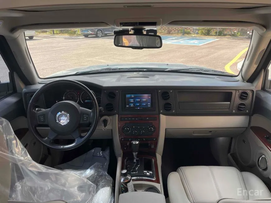 Jeep Commander