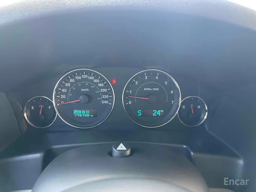 Jeep Commander