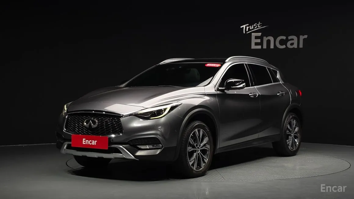 Infiniti QX30