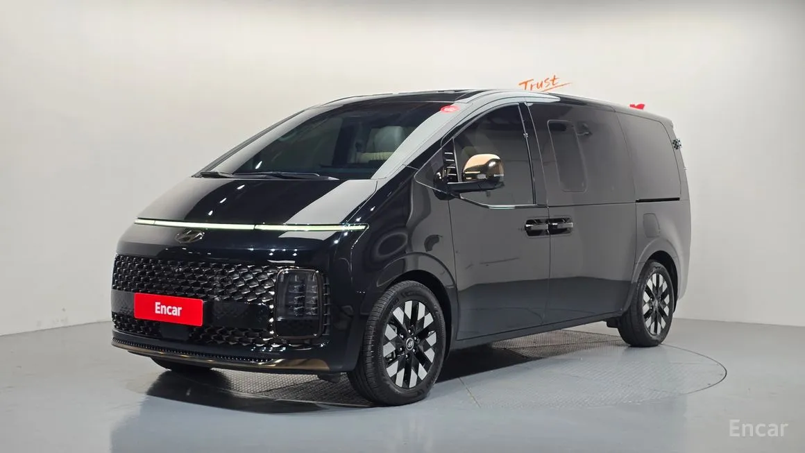 Hyundai Staria