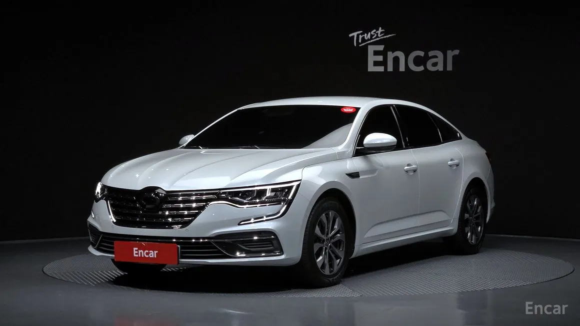 Renault SM6