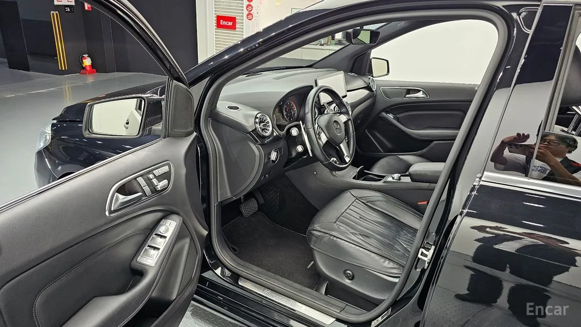 Mercedes-Benz B-Class