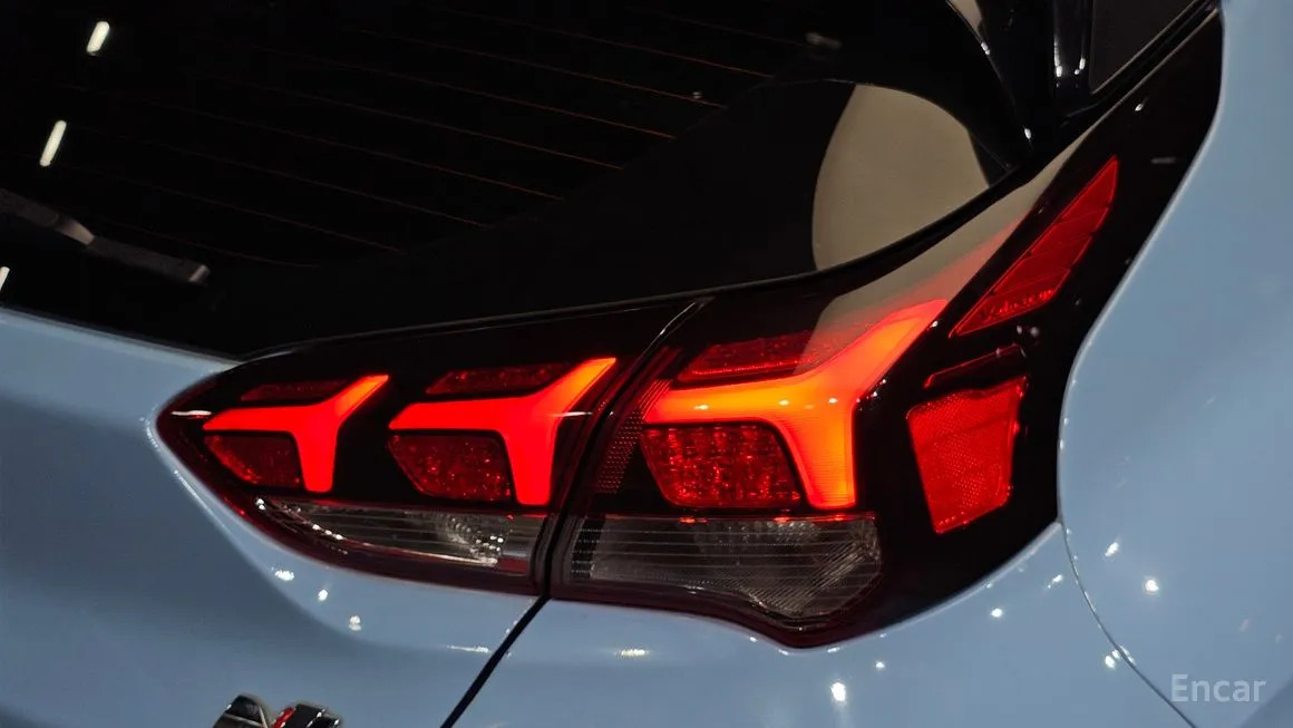 Hyundai Veloster