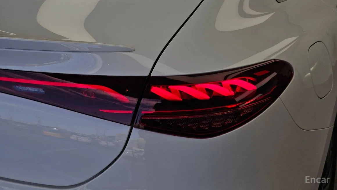 Mercedes-Benz EQE