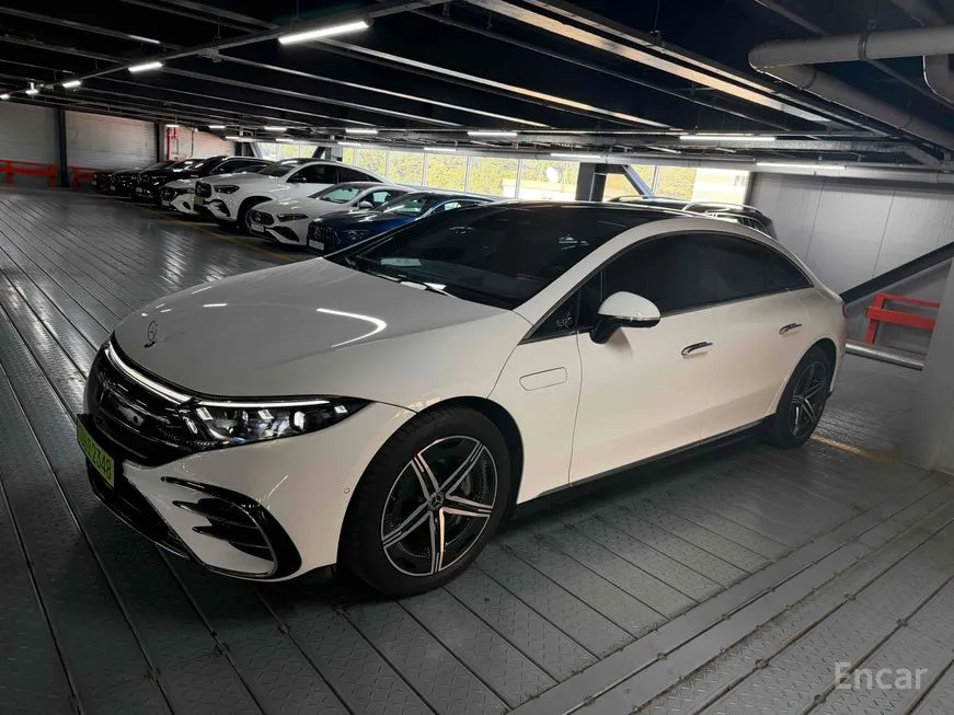Mercedes-Benz EQS