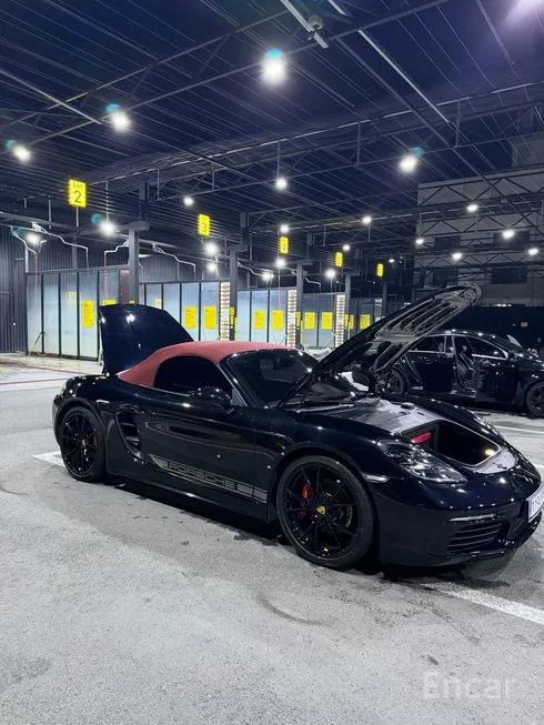 Porsche 718