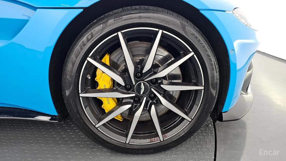 Astonmartin Vantage