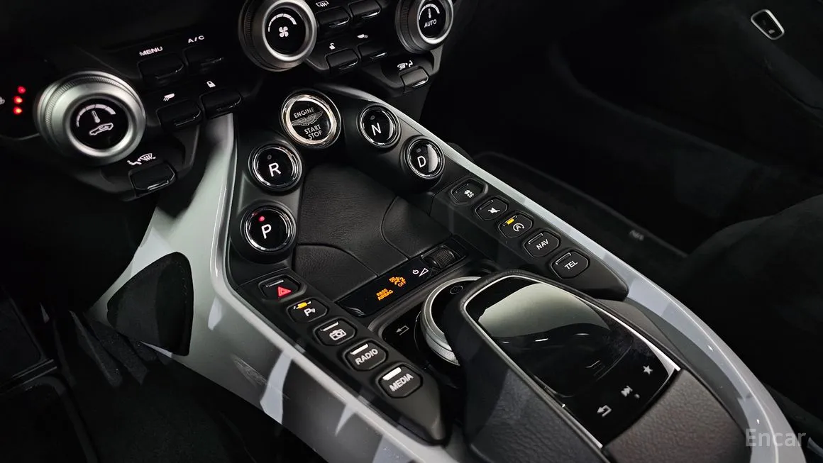 Astonmartin Vantage