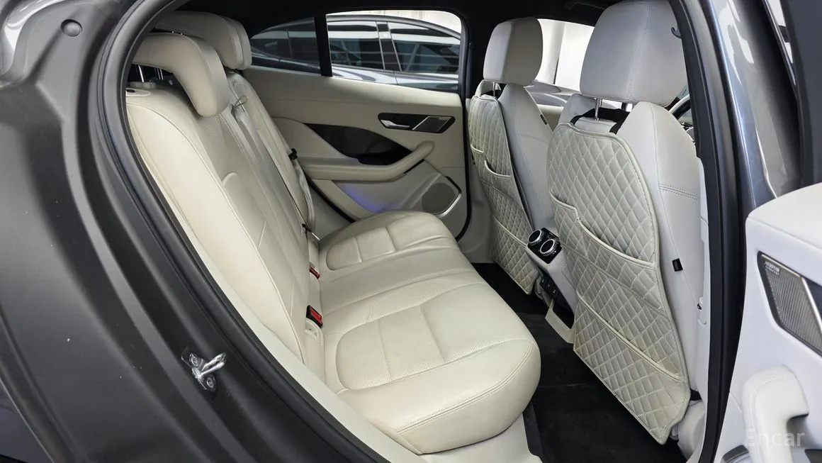 Jaguar I-PACE