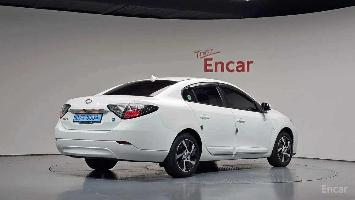 Renault SM3