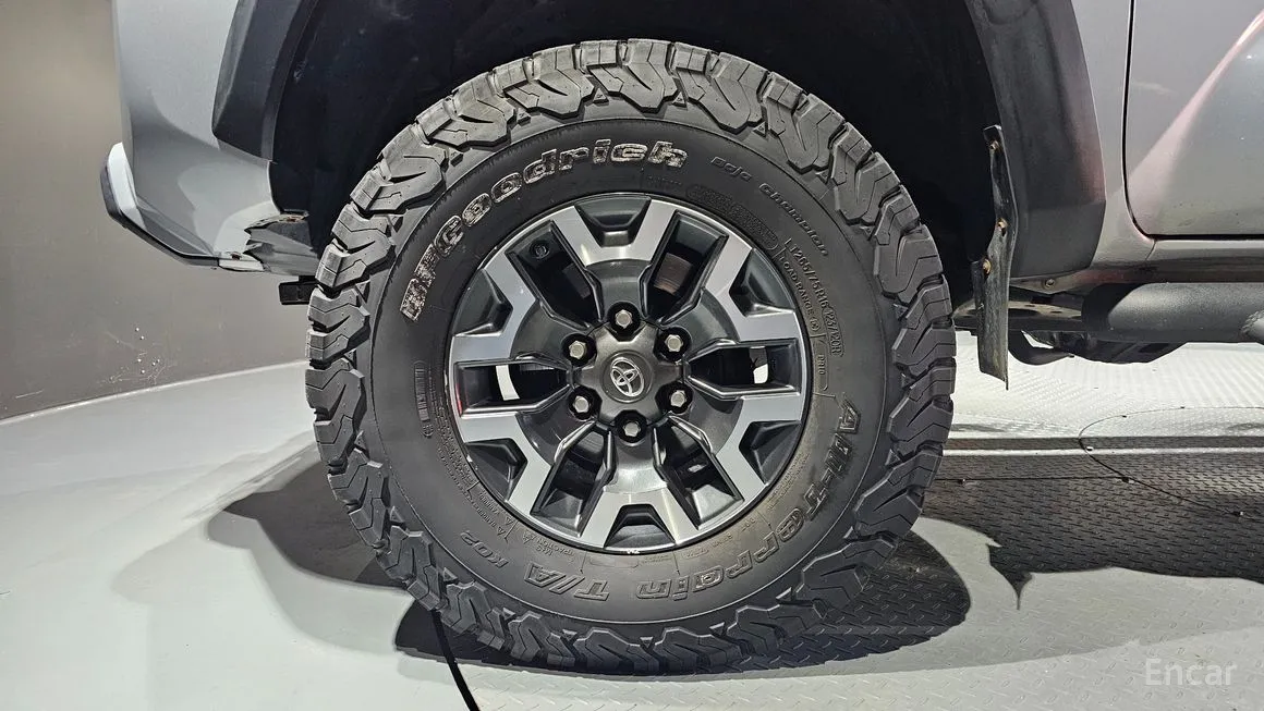 Toyota Tacoma