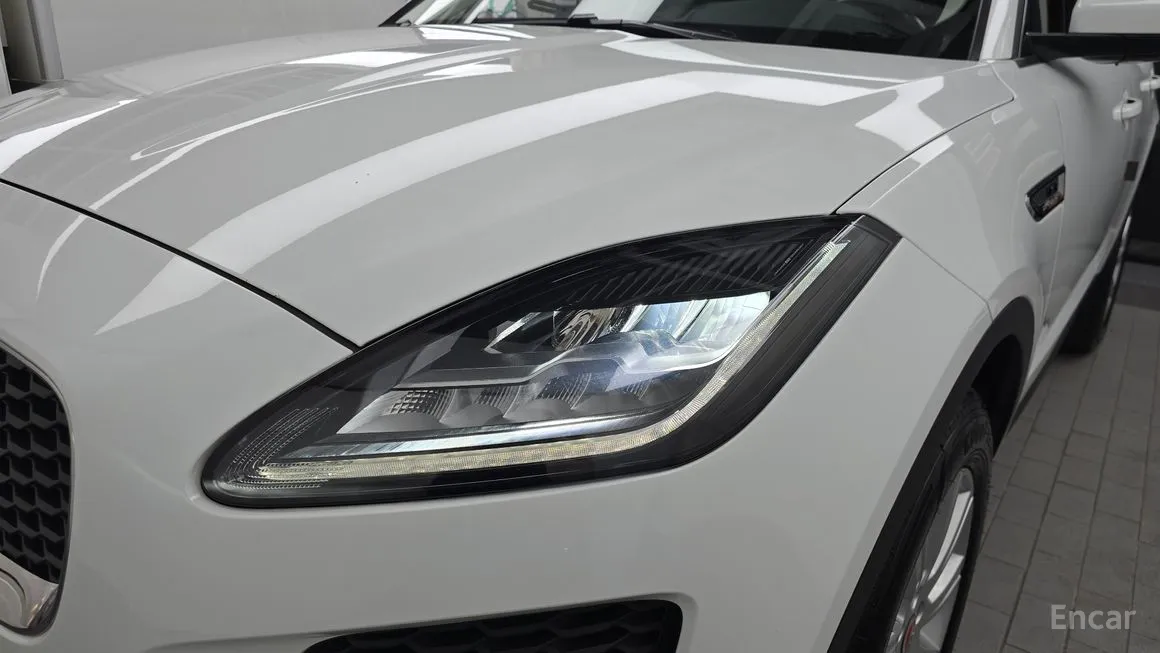 Jaguar E-PACE