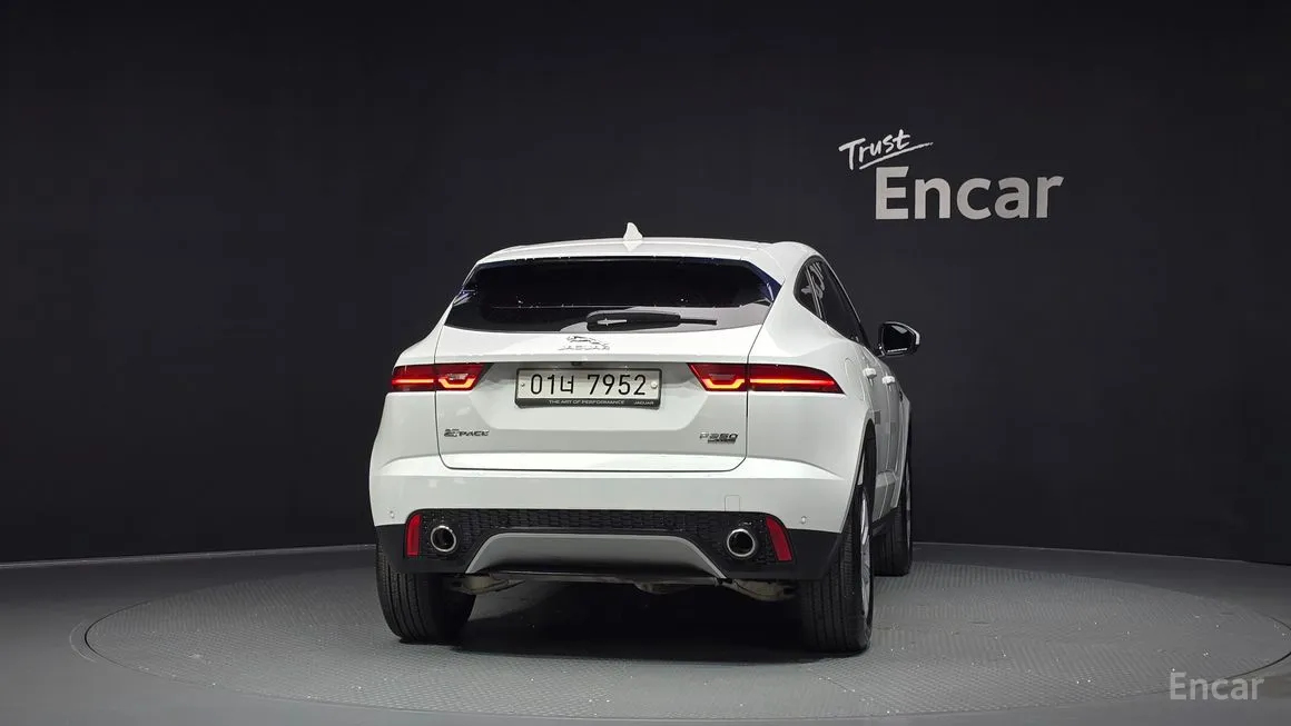 Jaguar E-PACE