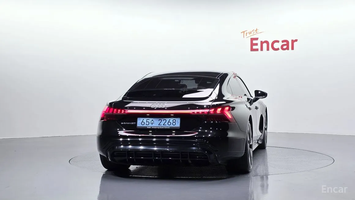 Audi e-tron GT