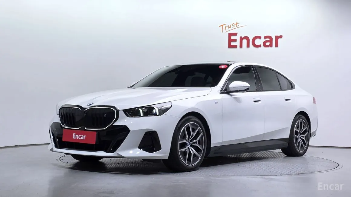 BMW i5