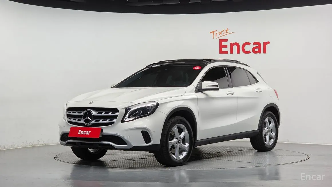 Mercedes-Benz GLA-Class