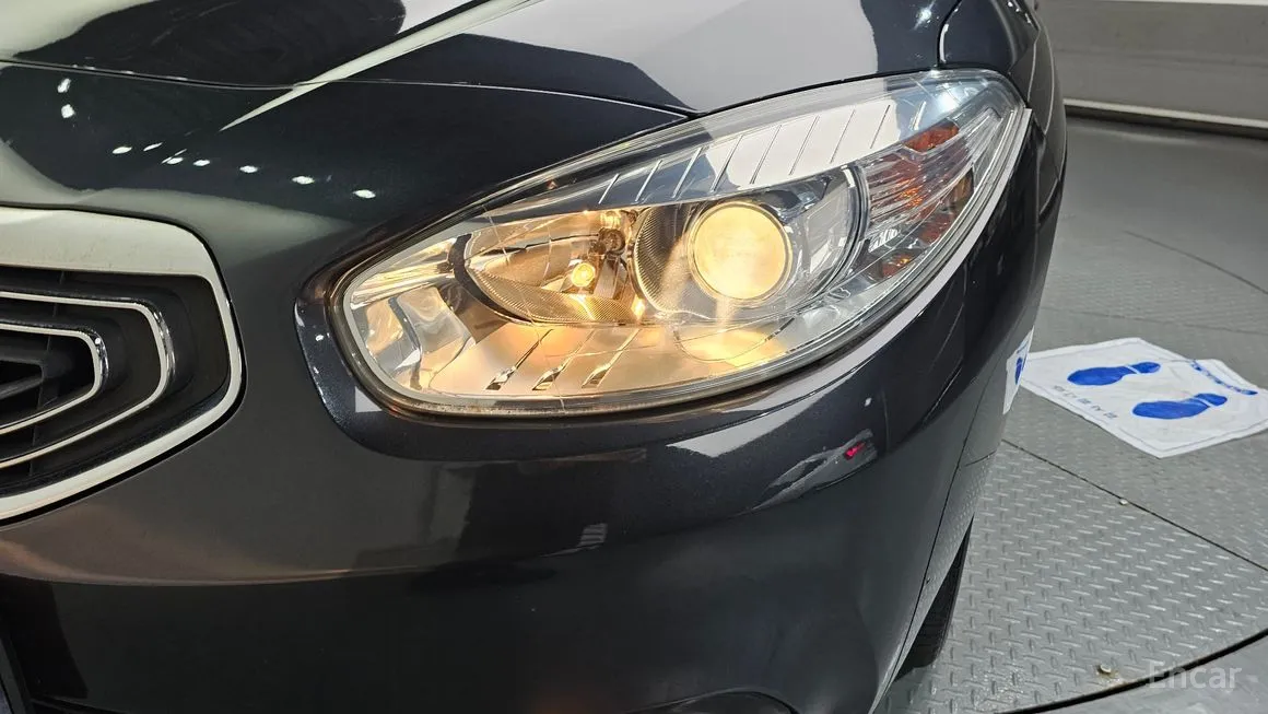 Renault SM3