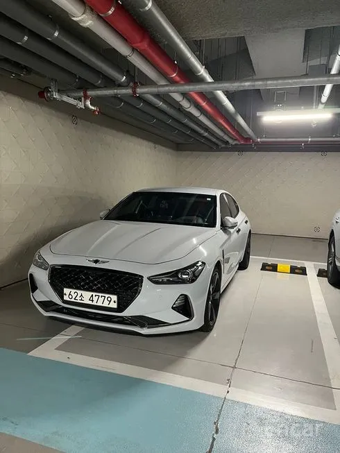 Genesis G70
