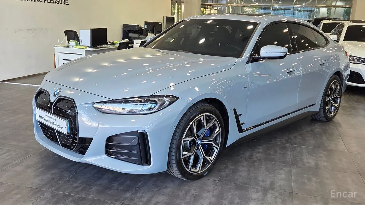 BMW i4