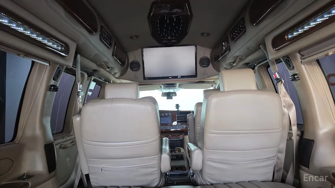Chevrolet Express Van