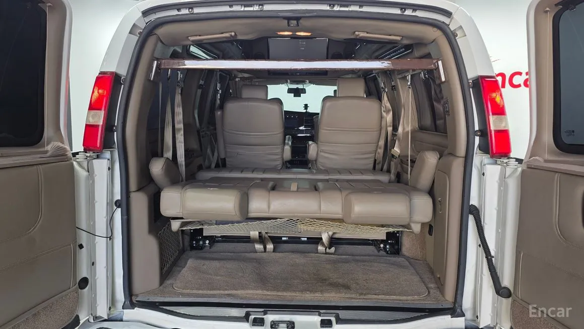 Chevrolet Express Van