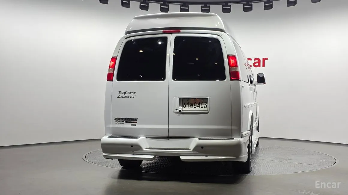 Chevrolet Express Van