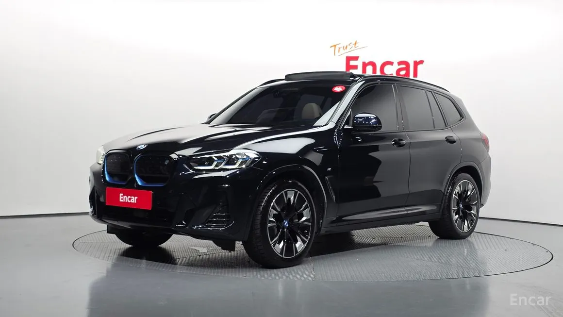 BMW iX3