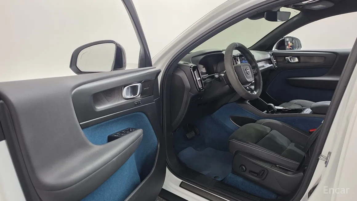 Volvo C40