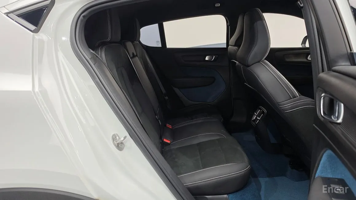 Volvo C40