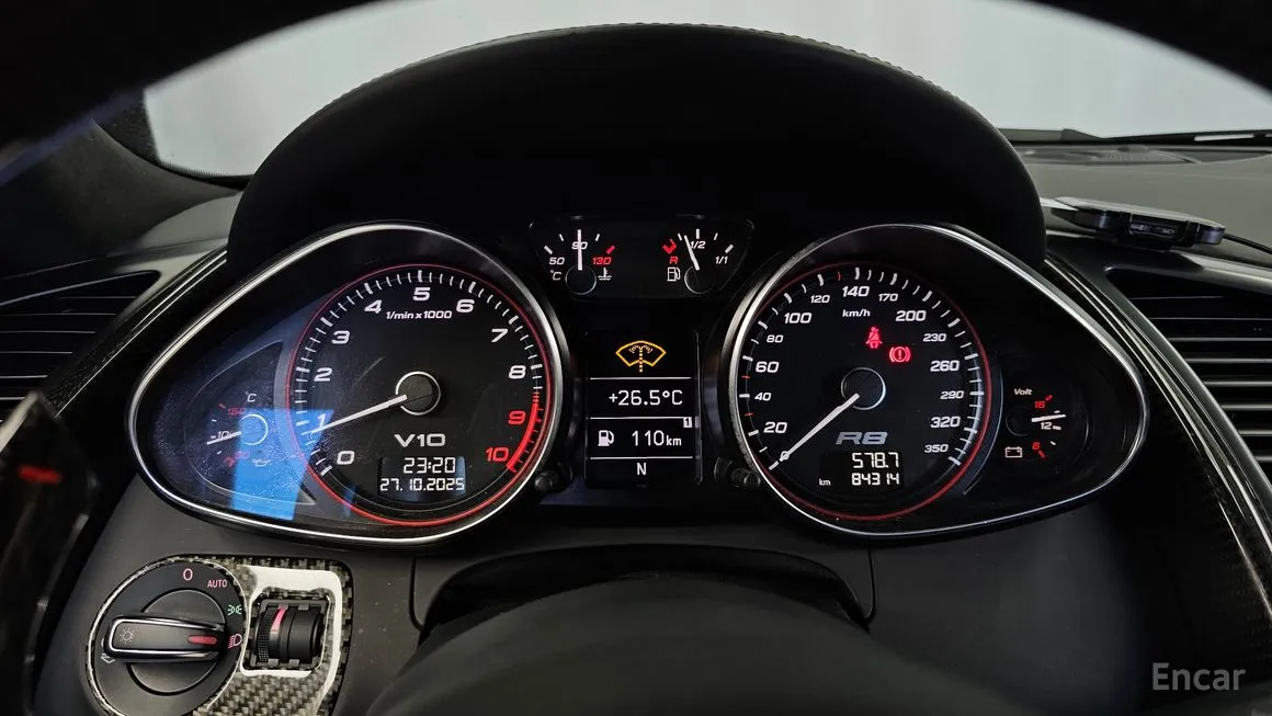Audi R8