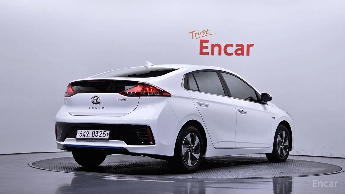 Hyundai Ioniq