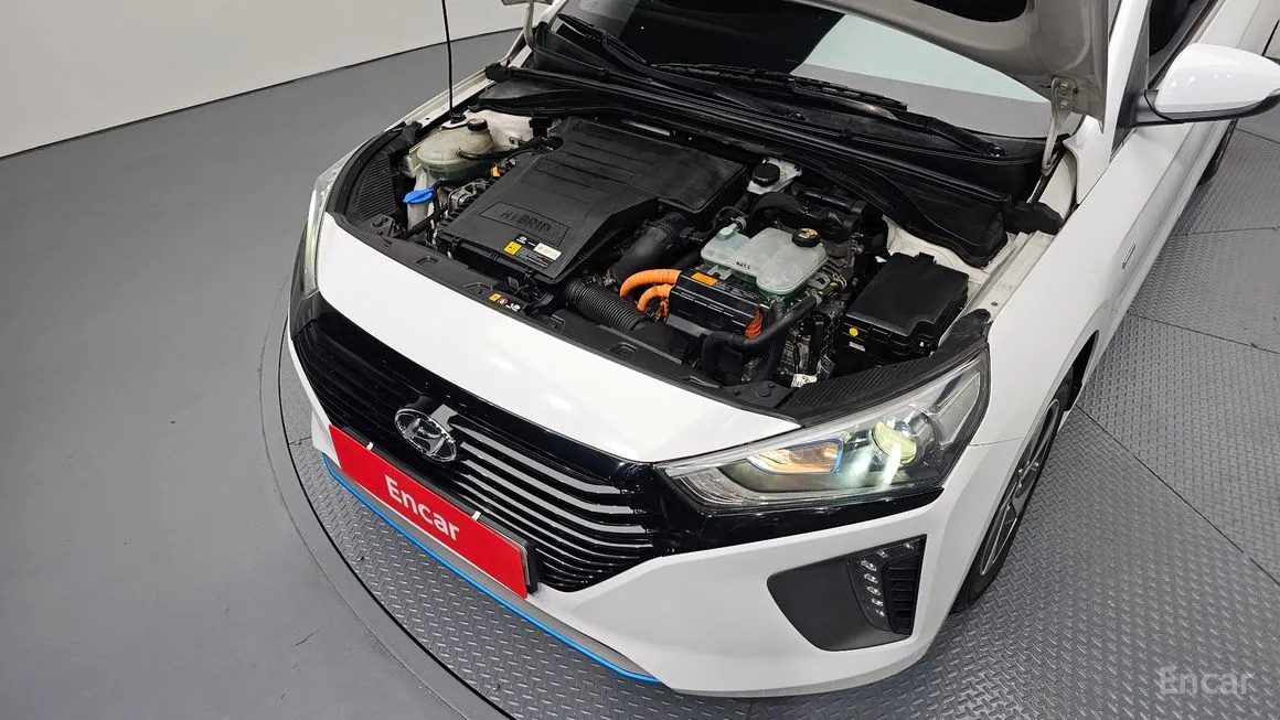 Hyundai Ioniq