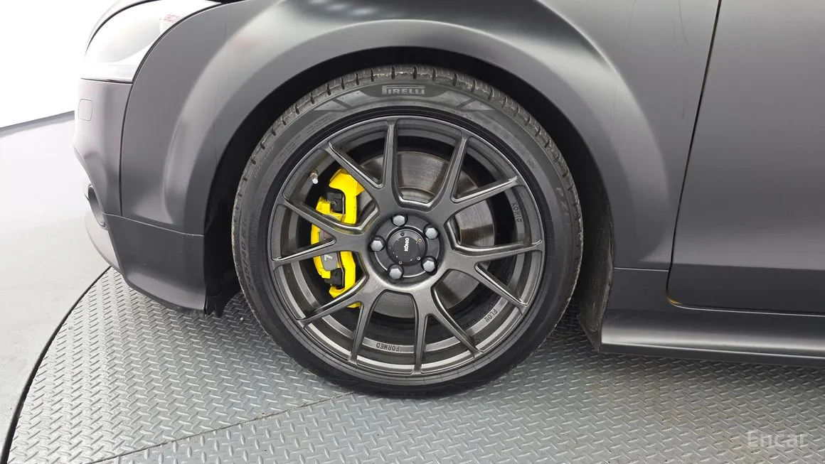 Audi TTS