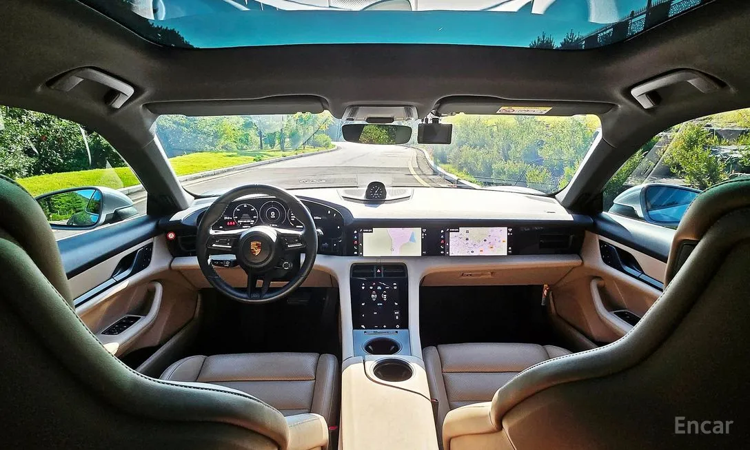 Porsche Taycan